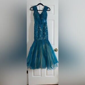 Mermaid Beaded Prom Dress with Appliqués